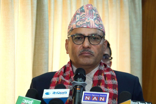 डिजिटल कारोबारलाई प्रोत्साहन गर्न जरुरी छ : गभर्नर अधिकारी 